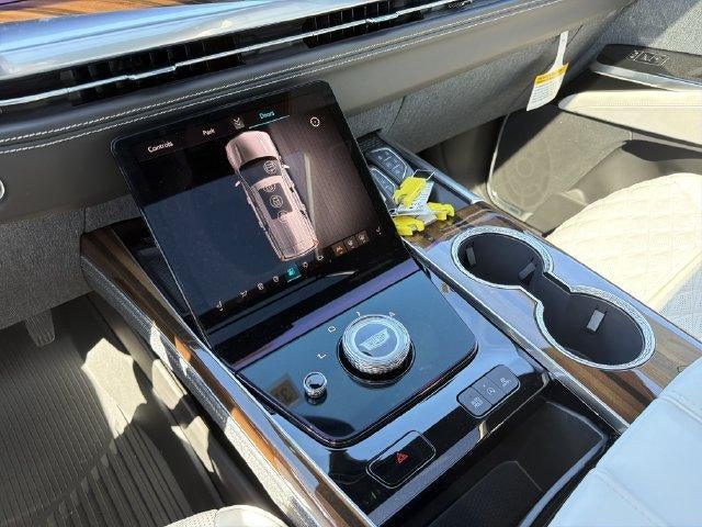 2027 Cadillac Escalade Platinum Sport