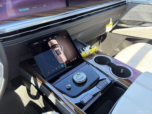 2027 Cadillac Escalade Platinum Sport