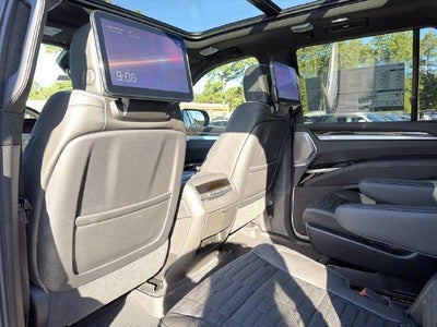 2027 Cadillac Escalade Platinum Sport