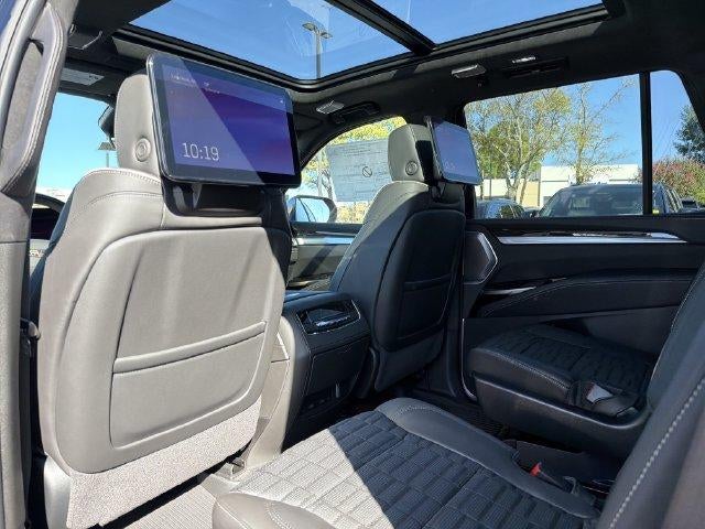 2027 Cadillac Escalade Platinum Sport