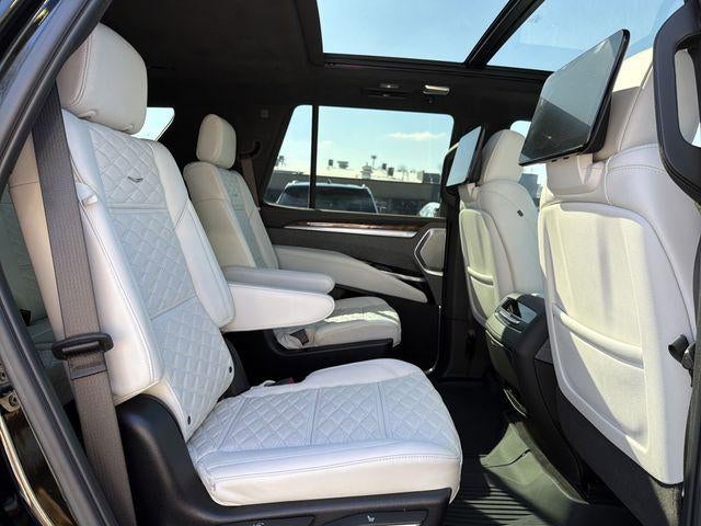 2025 Cadillac Escalade Sport Platinum