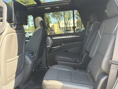 2025 Cadillac Escalade Sport Platinum