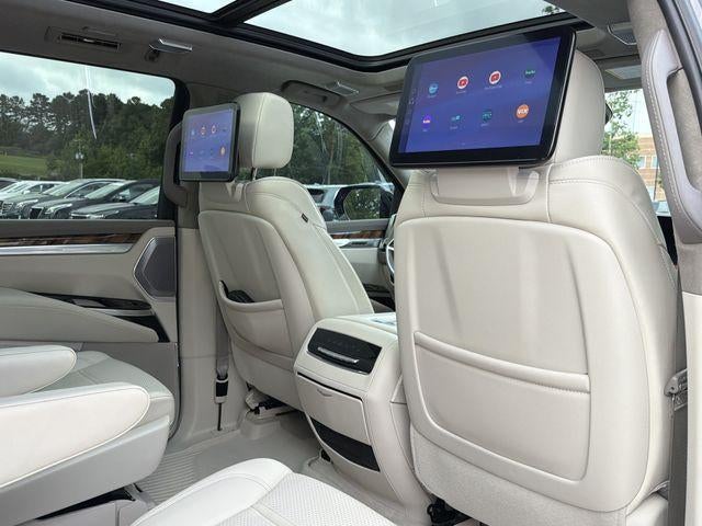 2025 Cadillac Escalade Sport Platinum