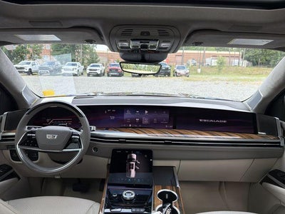 2025 Cadillac Escalade Sport Platinum