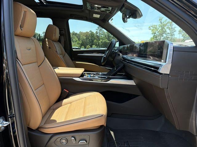 2025 Cadillac Escalade ESV Premium Luxury