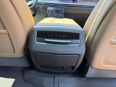 2025 Cadillac Escalade ESV Premium Luxury