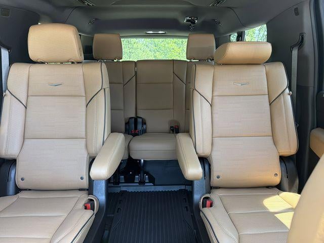 2025 Cadillac Escalade ESV Premium Luxury