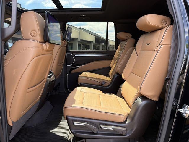 2025 Cadillac Escalade ESV Premium Luxury