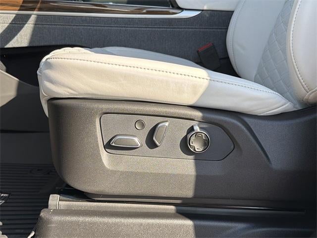 2026 Cadillac Escalade ESV Platinum Luxury