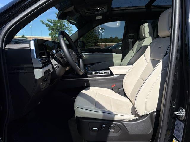 2025 Cadillac Escalade ESV Sport