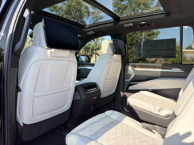 2026 Cadillac Escalade ESV Platinum Sport