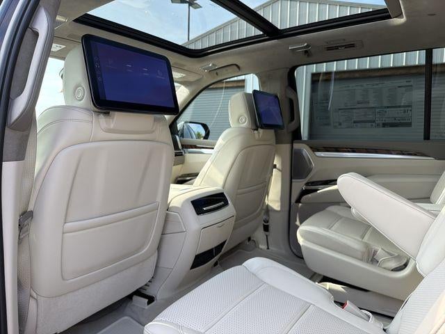 2026 Cadillac Escalade ESV Platinum Sport