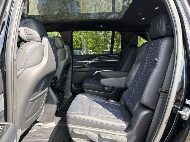 2026 Cadillac ESCALADE IQ Luxury