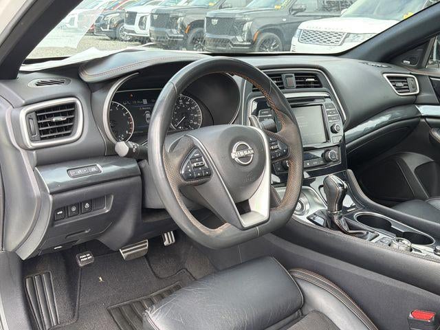 2023 Nissan Maxima SR