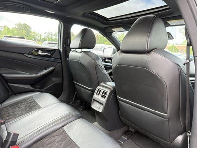 2023 Nissan Maxima SR