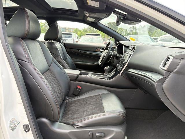 2023 Nissan Maxima SR