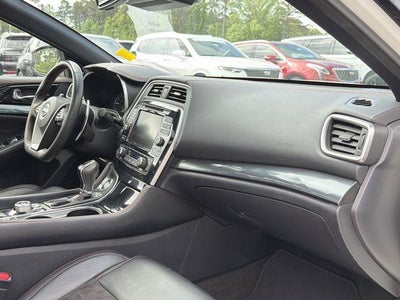 2023 Nissan Maxima SR