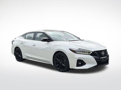2023 Nissan Maxima SR