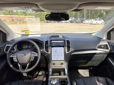 2023 Ford Edge Titanium