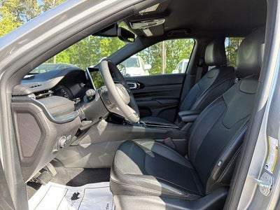 2023 Jeep Compass (RED) Edition