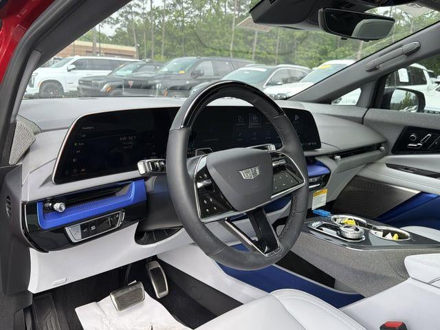 2026 Cadillac OPTIQ Luxury