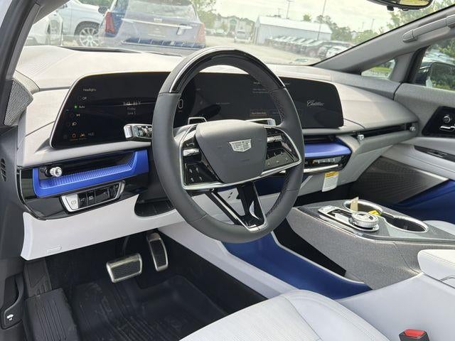 2026 Cadillac OPTIQ Premium Luxury