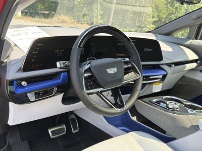 2026 Cadillac OPTIQ Premium Luxury