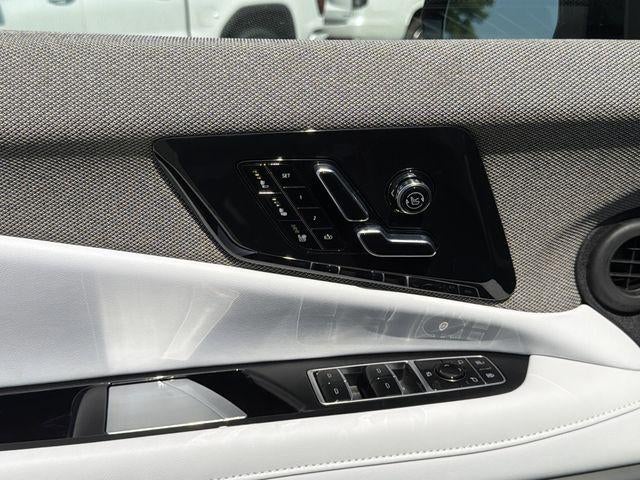 2026 Cadillac OPTIQ Premium Luxury