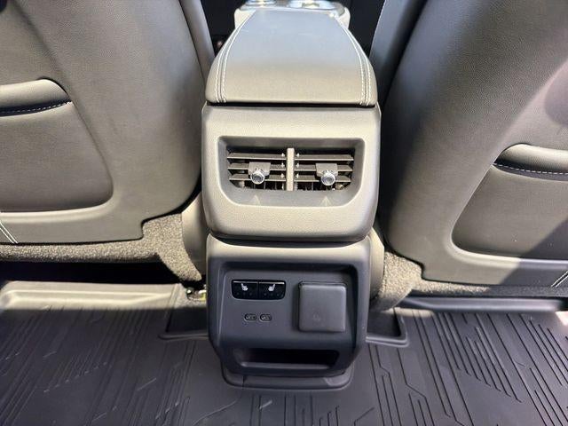 2026 Cadillac OPTIQ Premium Luxury
