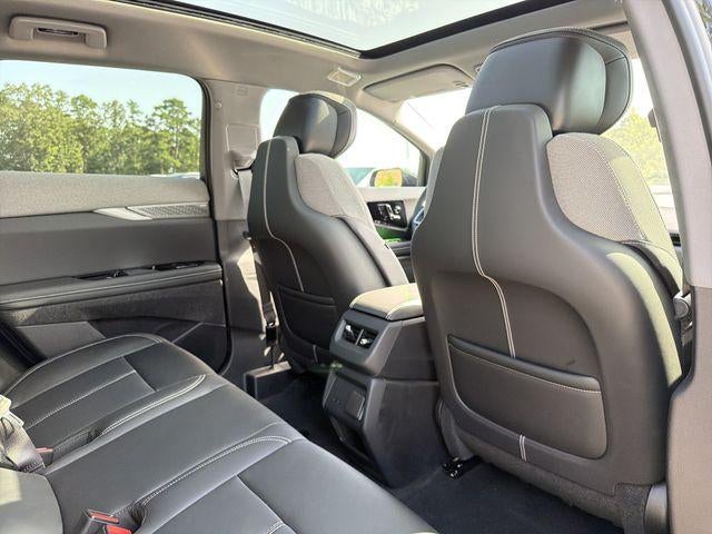 2026 Cadillac OPTIQ Sport - Photo 17