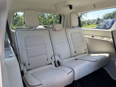 2024 Lincoln Navigator L Black Label