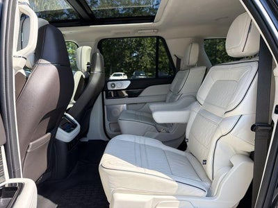 2024 Lincoln Navigator L Black Label
