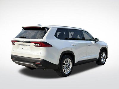 2026 Toyota Grand Highlander LE