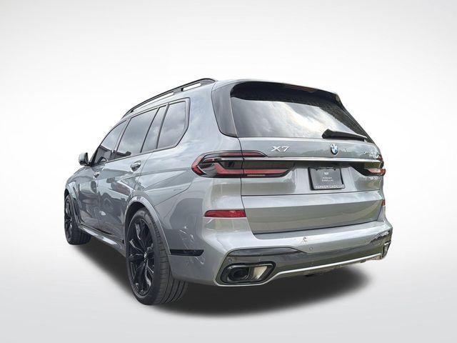 2025 BMW X7 xDrive40i