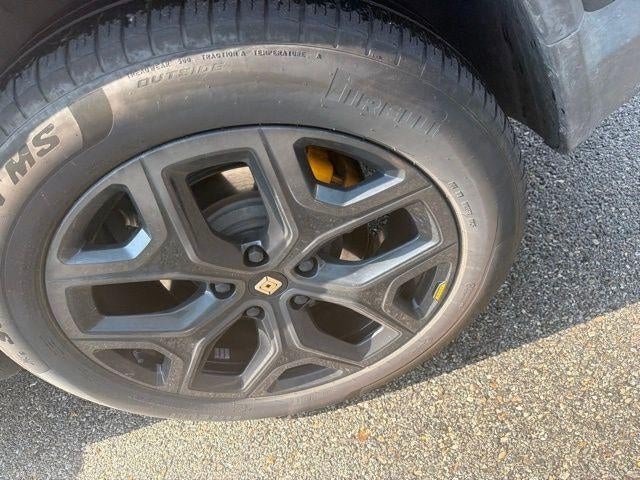 2025 RIVIAN R1S Premium