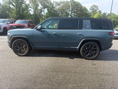 2025 RIVIAN R1S Premium