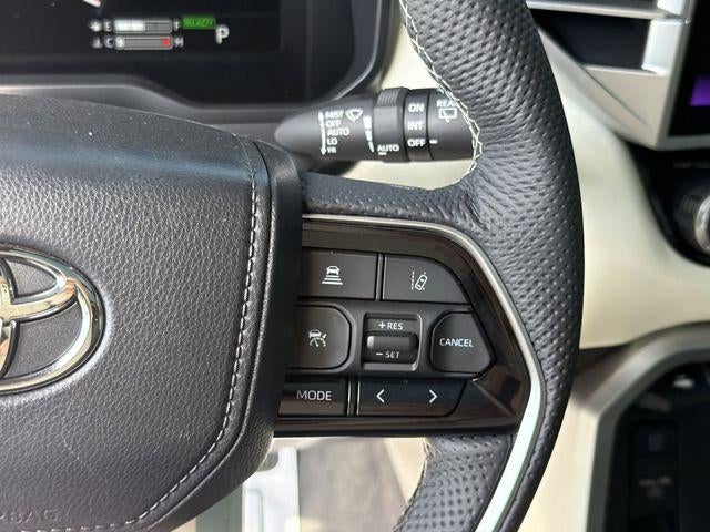 2025 Toyota Sequoia SR5