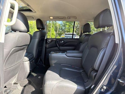 2024 INFINITI QX80 LUXE