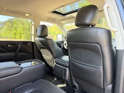 2024 INFINITI QX80 LUXE