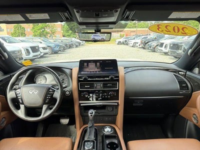 2023 INFINITI QX80 SENSORY