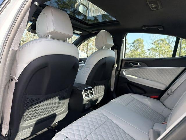 2025 Genesis G70 3.3T Sport Advanced