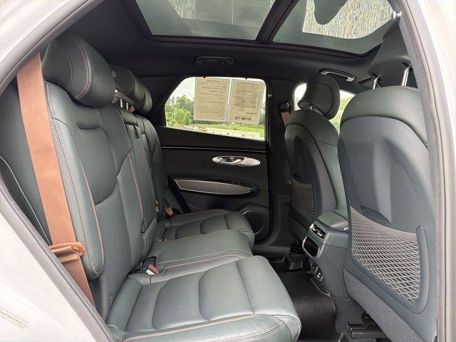 2022 Genesis GV70 2.5T