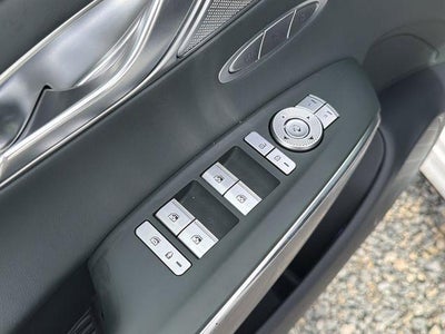 2022 Genesis GV70 2.5T