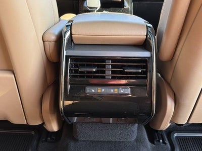2025 Land Rover Range Rover Sport SE