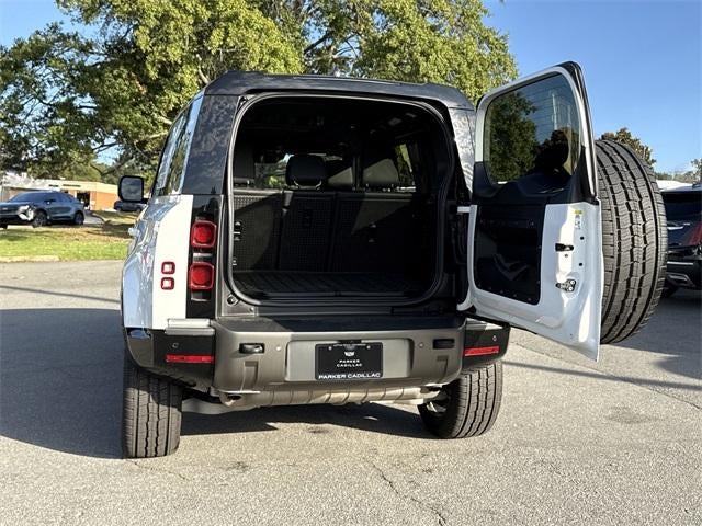 2022 Land Rover Defender X-Dynamic HSE