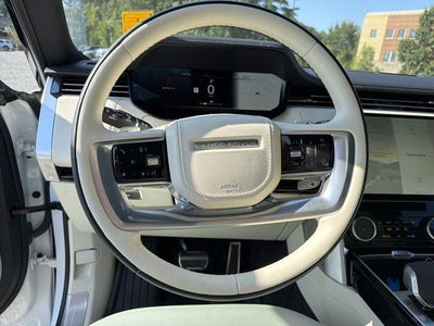 2023 Land Rover Range Rover SE