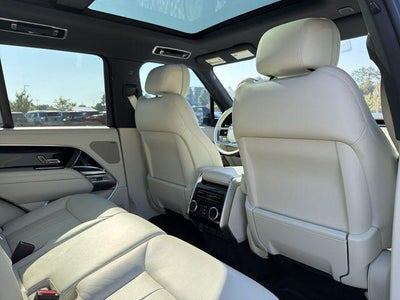 2023 Land Rover Range Rover SE