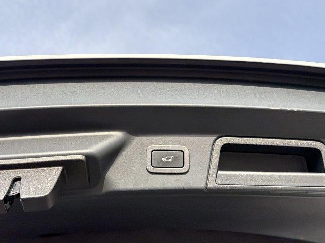 2021 Land Rover Range Rover Velar P250 R-Dynamic S