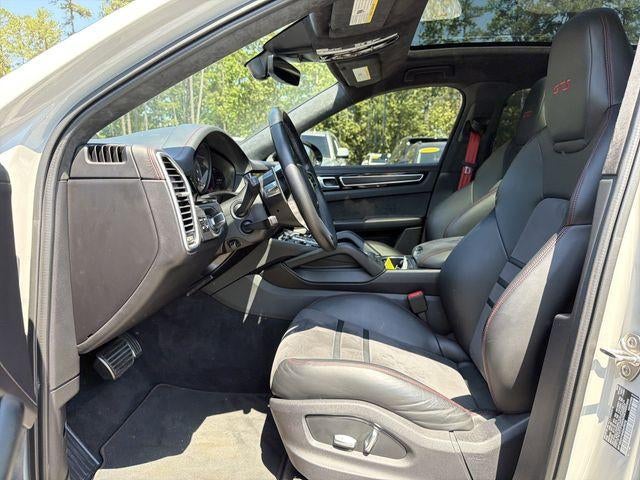 2021 Porsche Cayenne GTS