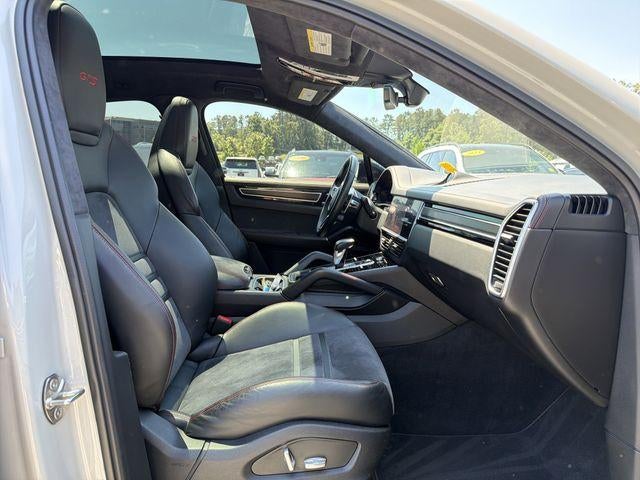 2021 Porsche Cayenne GTS